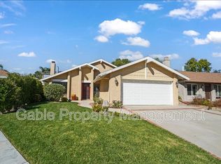 27553 Saffron Ln, Santa Clarita, CA 91350