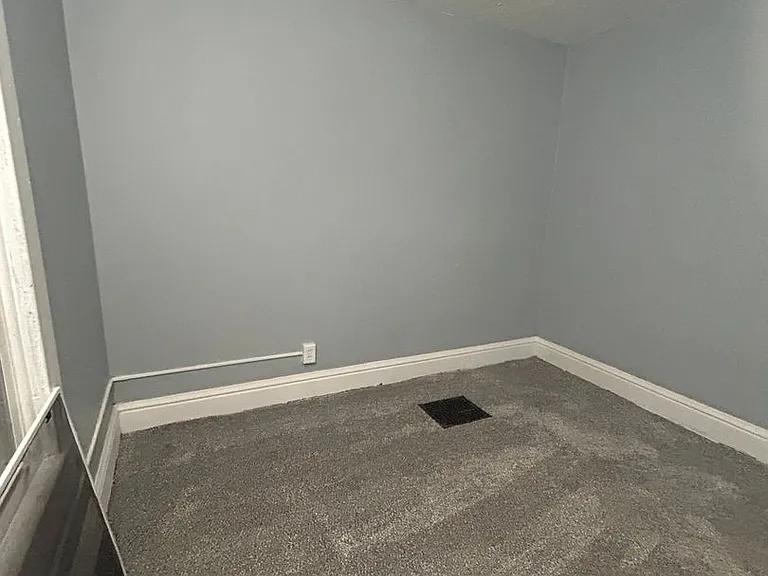 614 N Michigan St — Photo 6