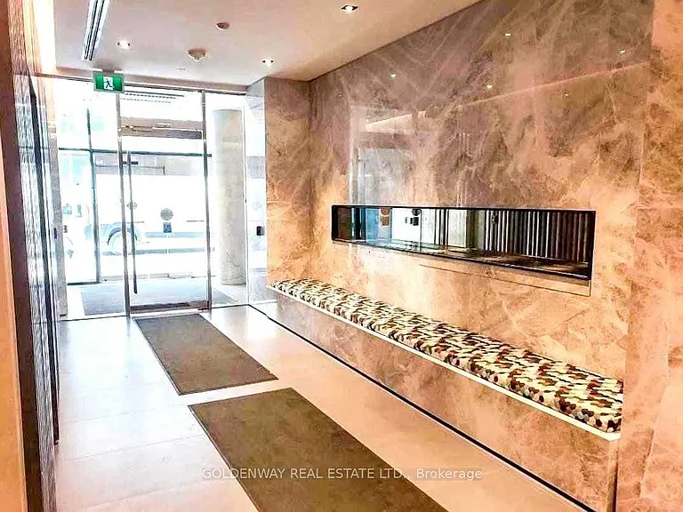 215 Queen St W #612 — Photo 7