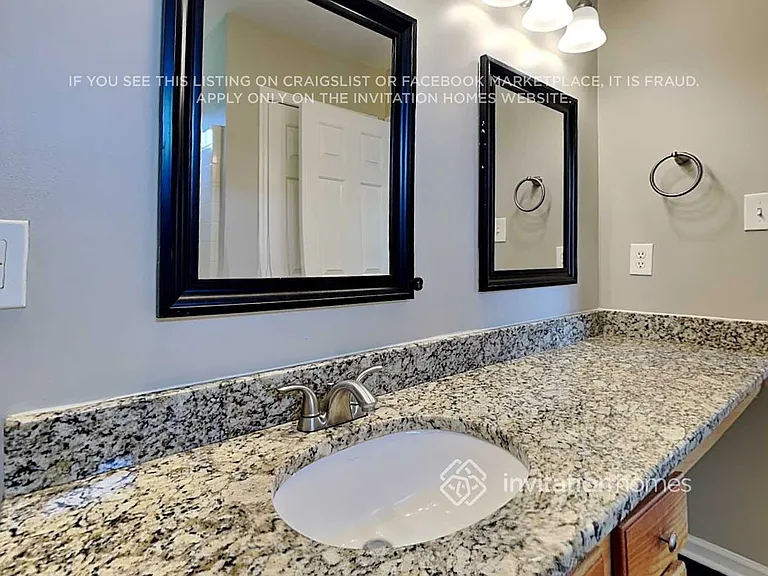 10441 Pickerel Ln — Photo 14