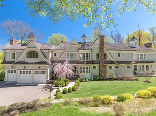 422 N Maple Ave, Greenwich, CT 06830