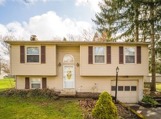 1563 Sunnyacres Rd, Akron, OH 44321