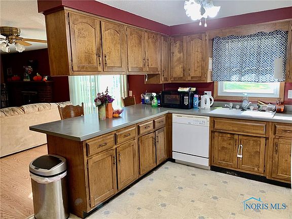 4th image of 109 Bona Vesta Dr