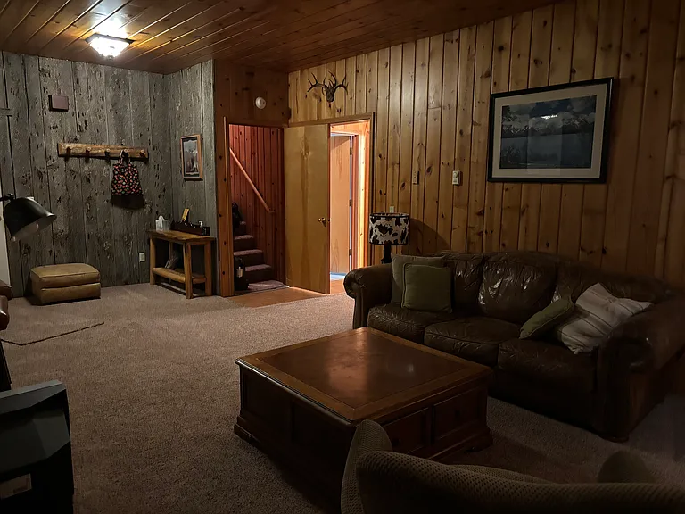 230 Spruce Dr — Photo 56