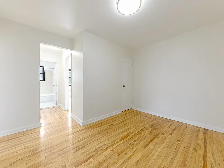 150-47 75th Rd #3A — Photo 1