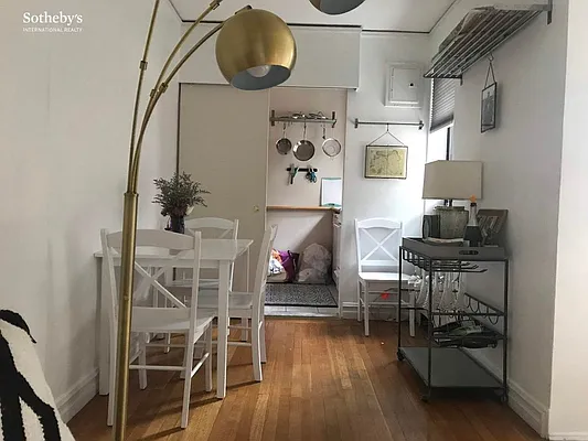 Rented by Sotheby's International Realty | media 8