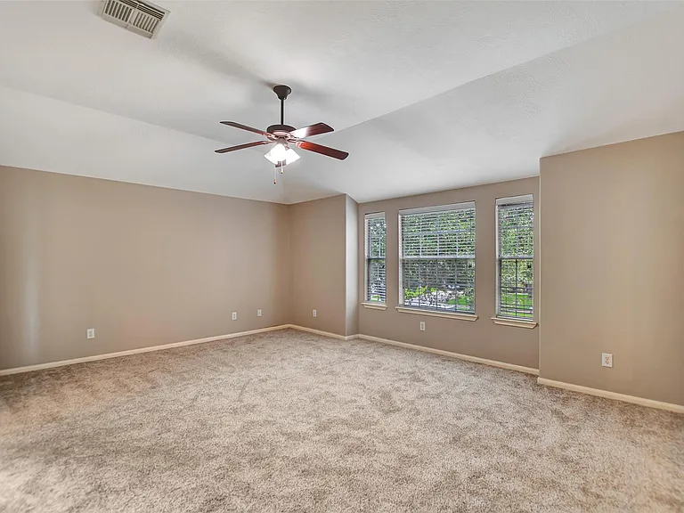5410 Spring Oak Dr — Photo 30