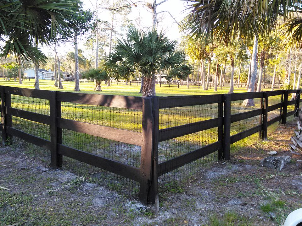 2nd image of 18615 Deer Run Blvd