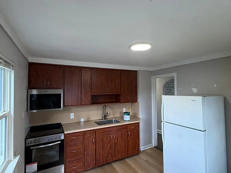 629 Erudo St — Photo 5