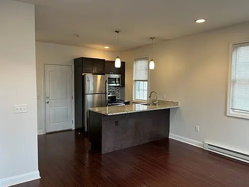 41 America St Photo 1