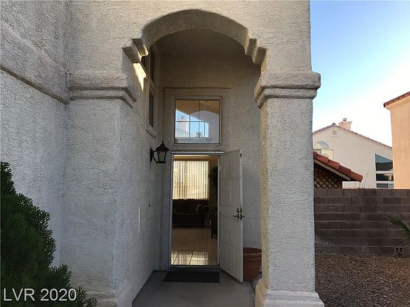 5th image of 8657 Keewatin Ct