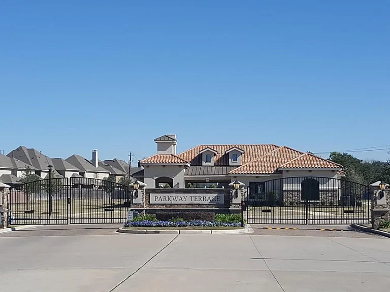 13217 Exmoor Terrace Dr — Photo 24