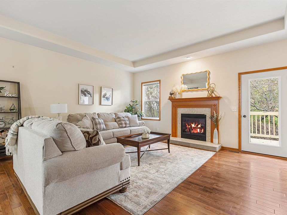 10263 Hawks Pointe Trl, Roscoe, IL 61073 Zillow