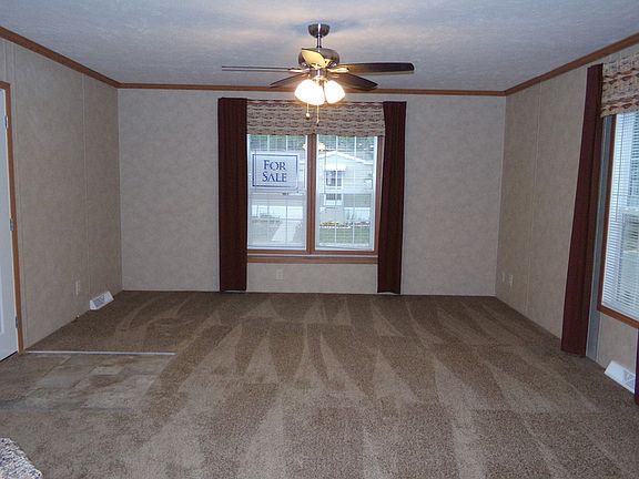 3rd image of 2 Fox St #Qoi0eb