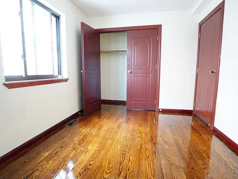 2529 Butler St #1 — Photo 14