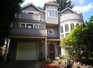 823 34th Ave, Seattle, WA 98122
