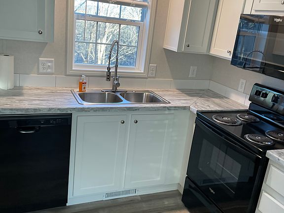 Brand new kitchen!