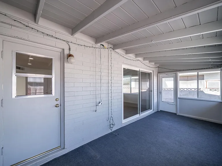 116 W Geneva Dr — Photo 26
