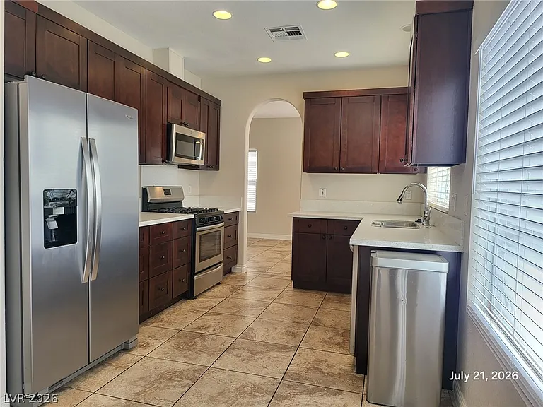 2883 Cordillera Dr — Photo 6