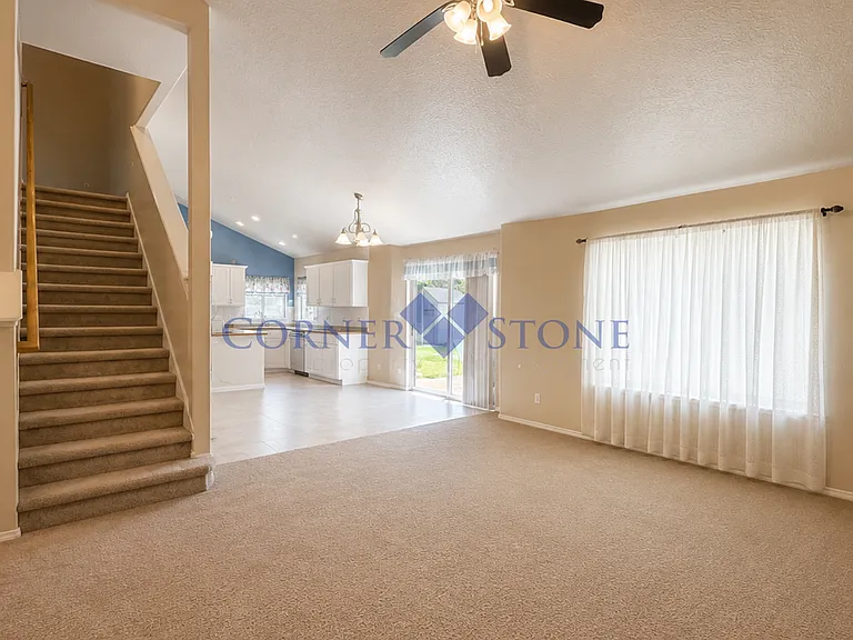 8179 E Portage St — Photo 3