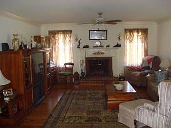 5th image of 10118 Brighton Dr