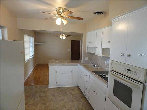 3rd image of 5932 36th Ave N