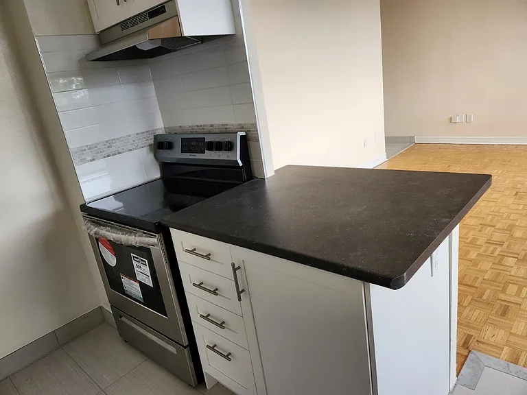45 Oakmount Rd — Photo 11