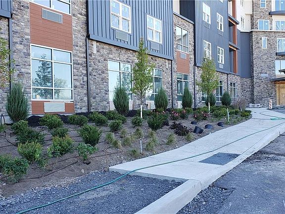 2nd image of 205 Lakeshore Dr #510