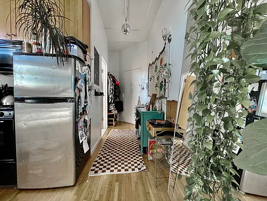 Rented by Corcoran | media 2