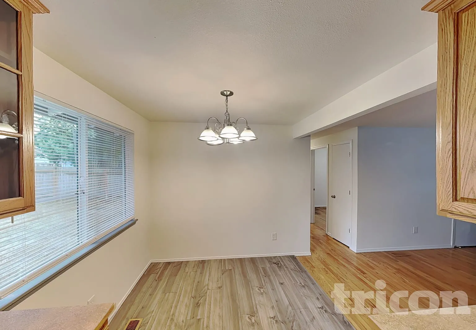 30466 3Rd Avenue S Federal Way WA — Photo 4