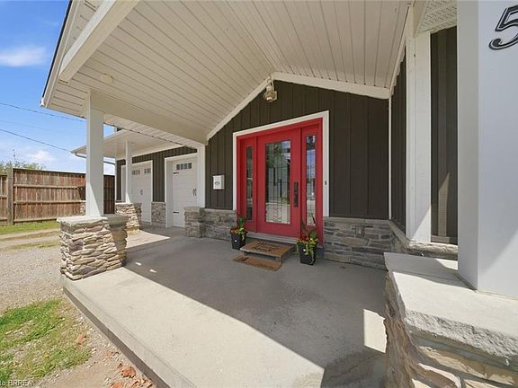 5th image of 5 Echo Villa Ave