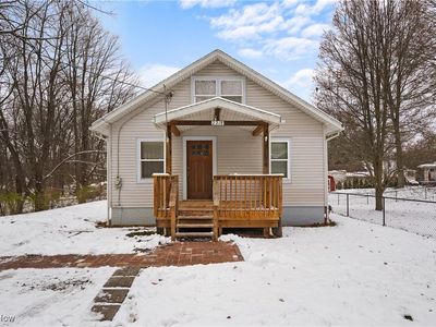 2218 Lee Dr, Akron, OH, 44306