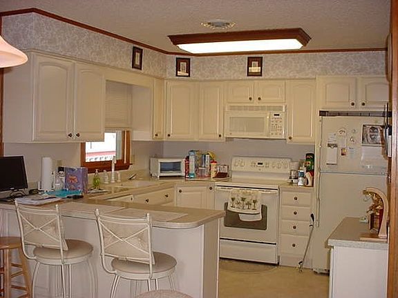 Bright Kitchen