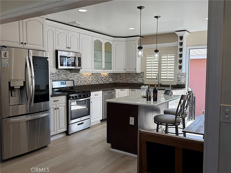 24139 Ravenna Ave — Photo 5