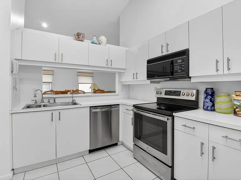 10039 53rd Way S #S-2303 — Photo 11