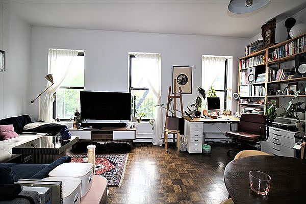 1st image of 42 Lexington Ave APT 3