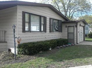 202 Northshore Rd, Elgin, IL 60123