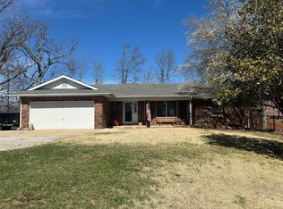 307 Angel Ln, Dixon, MO 65459