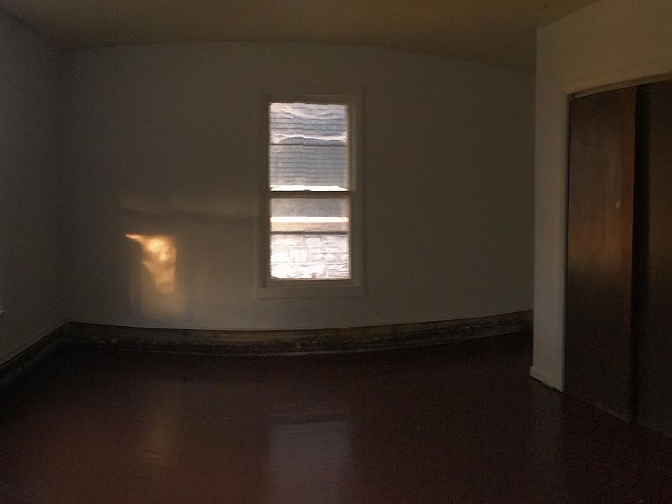 2nd image of 12 Seminary St APT 3