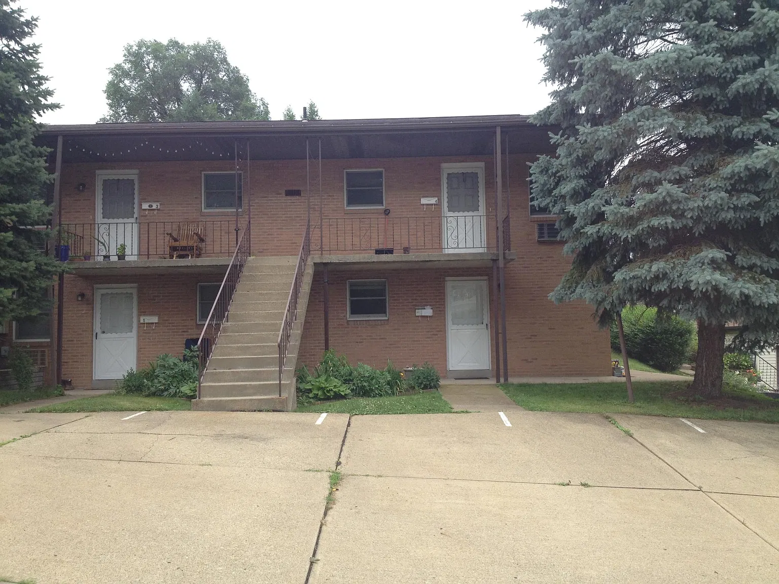 2 bed, 750 sqft, $925 — Photo 3