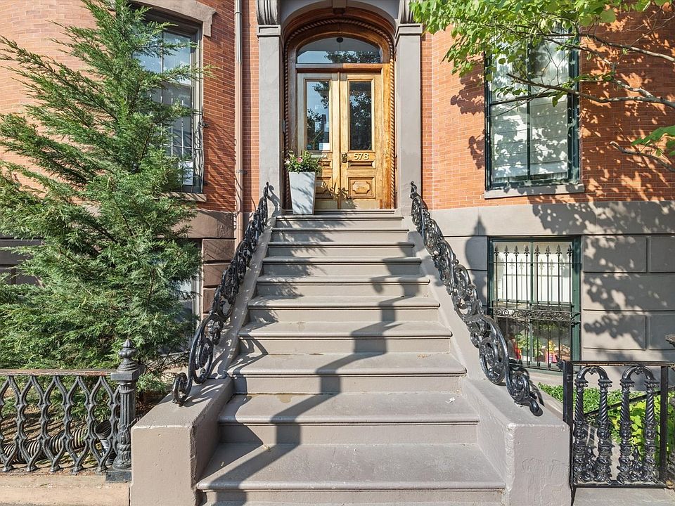 1st image of 578 Massachusetts Ave #3