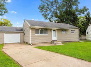 5702 N Terrace One Ct, Peoria Heights, IL 61616