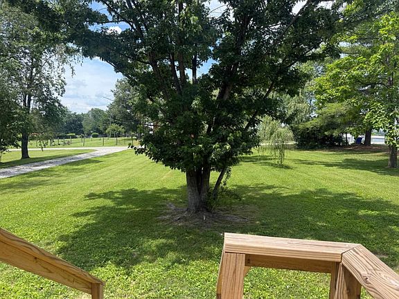 4th image of 85 Yoder Hills Rd