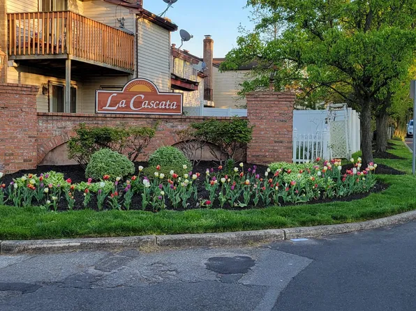 144 La Cascata, Clementon, NJ 08021