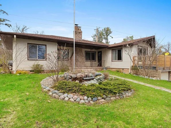 W6023 Lake Dr, Shawano, WI 54166