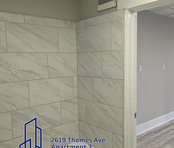 2619 Thomes Ave #3 — Photo 29
