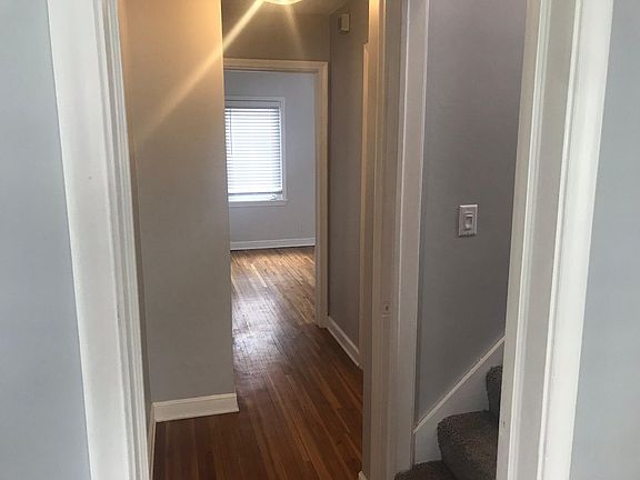 5th image of 7901 Division St