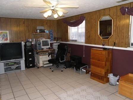 Finished Bsmt w/ Half Bath