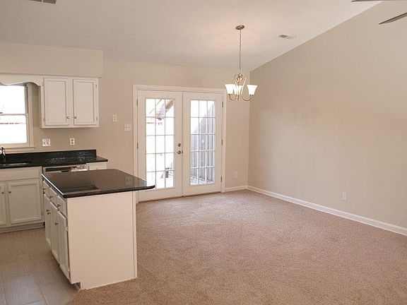 4th image of 2531 Cottage Pl