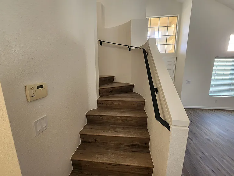1846 E Milling St — Photo 13
